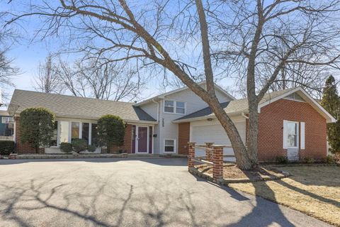 755 Surryse Road Lake Zurich IL 60047