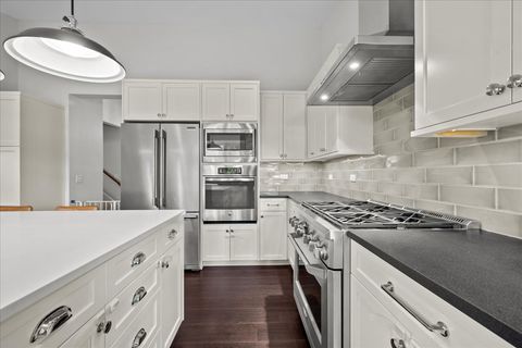 Tiny photo for 308 Signe Court, Lake Bluff, IL 60044 (MLS # 12420599)