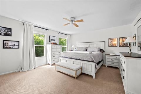 Tiny photo for 308 Signe Court, Lake Bluff, IL 60044 (MLS # 12420599)