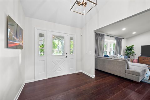 Tiny photo for 308 Signe Court, Lake Bluff, IL 60044 (MLS # 12420599)