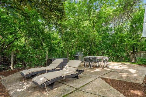 Tiny photo for 308 Signe Court, Lake Bluff, IL 60044 (MLS # 12420599)