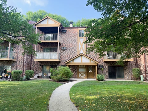 Photo of 753 S Dwyer Avenue #E, Arlington Heights, IL 60005 (MLS # 12775916)