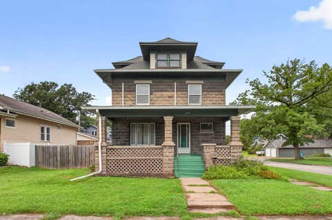 Photo of 1600 29 1/2 Street, Rock Island, IL 61201 (MLS # 12731619)