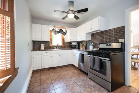 Tiny photo for 8213 Lake Street, River Forest, IL 60305 (MLS # 12493098)