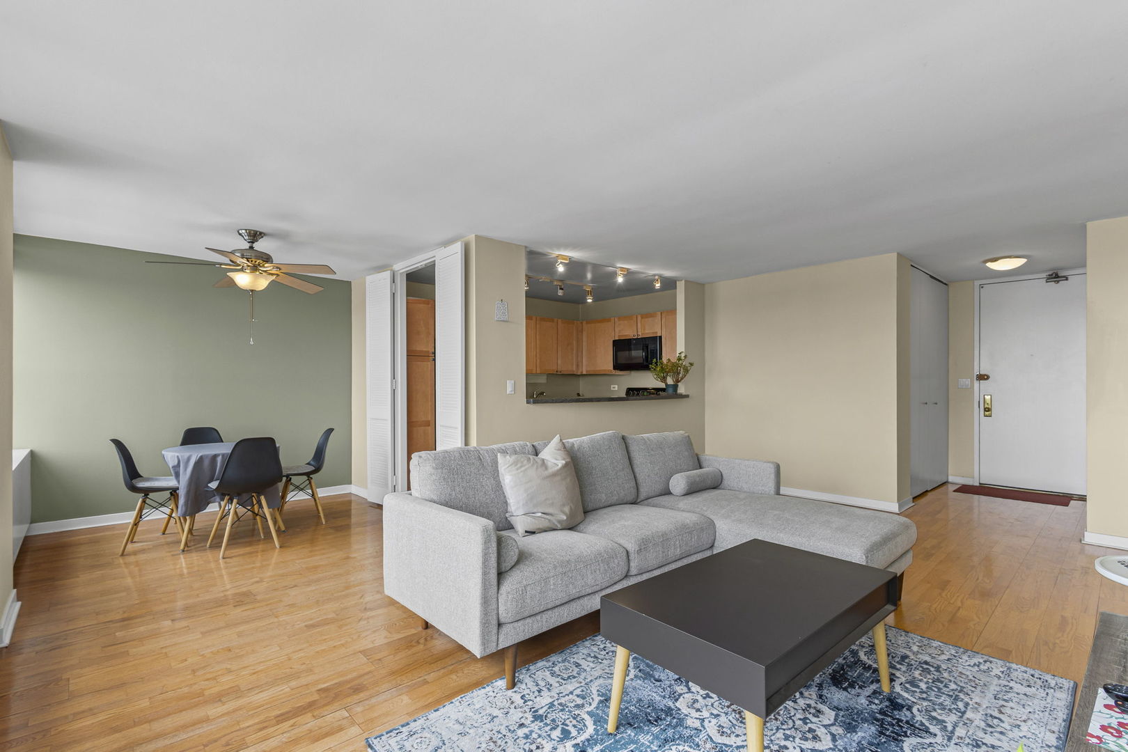 655 W Irving Park Road 2403