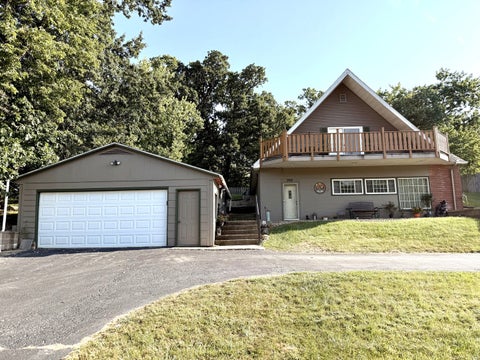 Photo of 700 W Webster Street, Clinton, IL 61727 (MLS # 12754511)