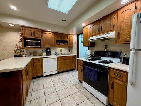 Tiny photo for 700 W Webster Street, Clinton, IL 61727 (MLS # 12754511)