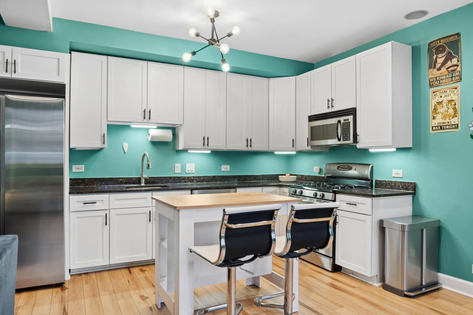 1215 W NORWOOD Street 1