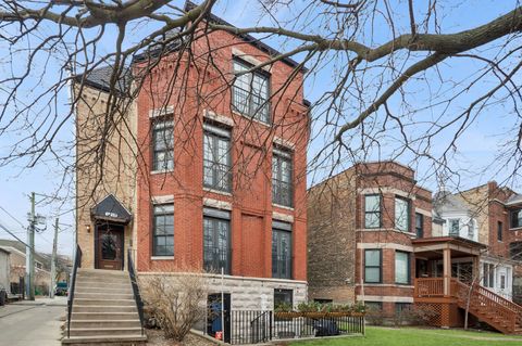 Photo of 1215 W NORWOOD Street #1, Chicago, IL 60660 (MLS # 12582751)