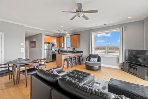 Tiny photo for 2521 W Congress Parkway #4, Chicago, IL 60612 (MLS # 12726583)