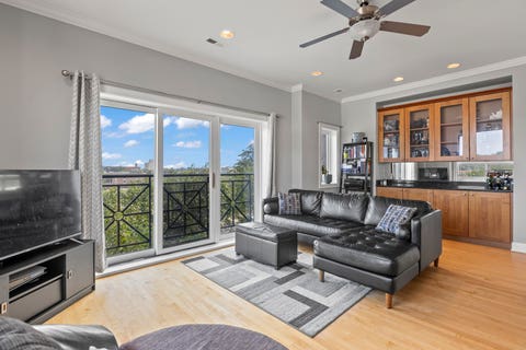 Tiny photo for 2521 W Congress Parkway #4, Chicago, IL 60612 (MLS # 12726583)