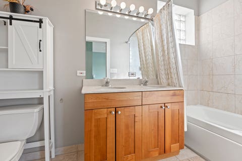 Tiny photo for 2521 W Congress Parkway #4, Chicago, IL 60612 (MLS # 12726583)