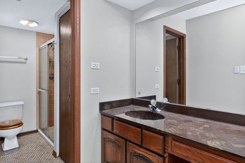 Tiny photo for 13911 Laramie Avenue #122, Crestwood, IL 60418 (MLS # 12585893)