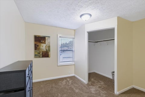 Tiny photo for 812 W Olive Street, Bloomington, IL 61701 (MLS # 12790358)