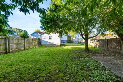 Tiny photo for 812 W Olive Street, Bloomington, IL 61701 (MLS # 12790358)