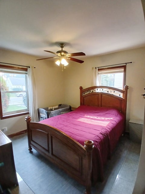 Tiny photo for 6810 W 95th Place, Oak Lawn, IL 60453 (MLS # 12707877)