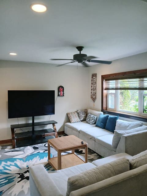 Tiny photo for 6810 W 95th Place, Oak Lawn, IL 60453 (MLS # 12707877)