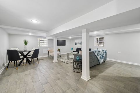 Tiny photo for 9139 S Oglesby Avenue, Chicago, IL 60617 (MLS # 12662513)