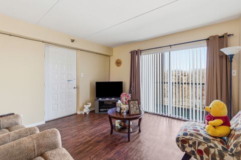 Tiny photo for 6010 Lake Bluff Drive #402, Tinley Park, IL 60477 (MLS # 12566861)