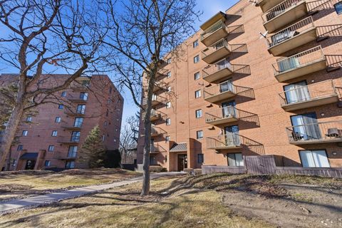 Tiny photo for 6010 Lake Bluff Drive #402, Tinley Park, IL 60477 (MLS # 12566861)