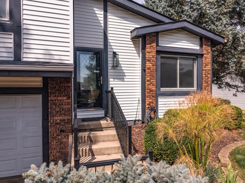 Tiny photo for 207 Greenleaf Drive, Bloomington, IL 61704 (MLS # 12743638)