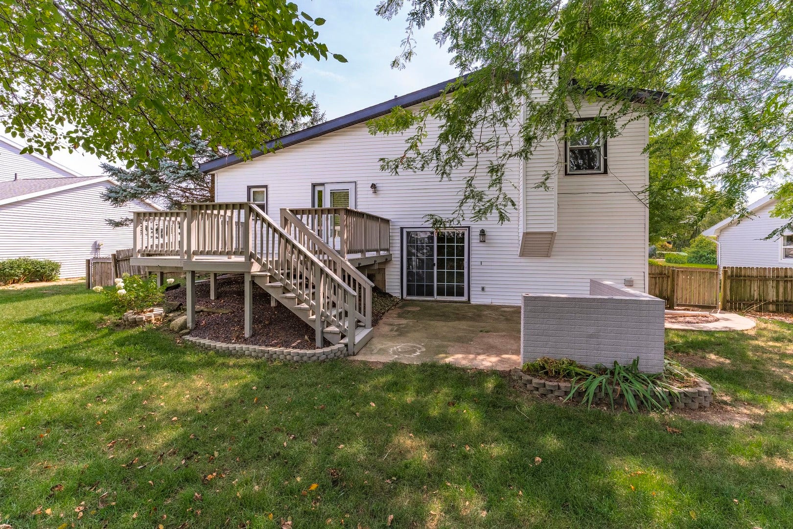 207 Greenleaf Drive