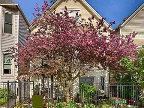 3745 N SEMINARY Avenue 1 Chicago IL 60613