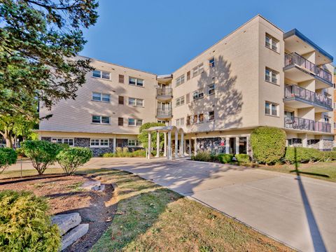 A home in Skokie