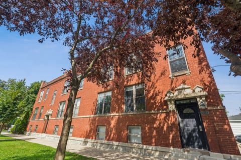 Photo of 3222 W SUNNYSIDE Avenue #2E, Chicago, IL 60625 (MLS # 12743662)