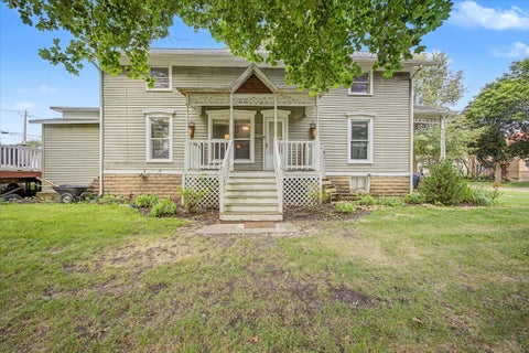 Tiny photo for 207 W Elm Street, Fairbury, IL 61739 (MLS # 12709413)