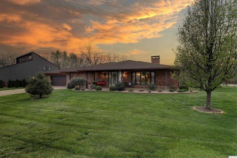 Tiny photo for 336 Spring Lake Drive, Quincy, IL 62305 (MLS # 12615997)