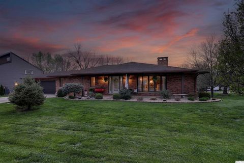 Tiny photo for 336 Spring Lake Drive, Quincy, IL 62305 (MLS # 12615997)