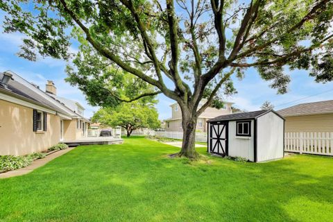 Tiny photo for 1646 N 18th Avenue, Melrose Park, IL 60160 (MLS # 12655363)
