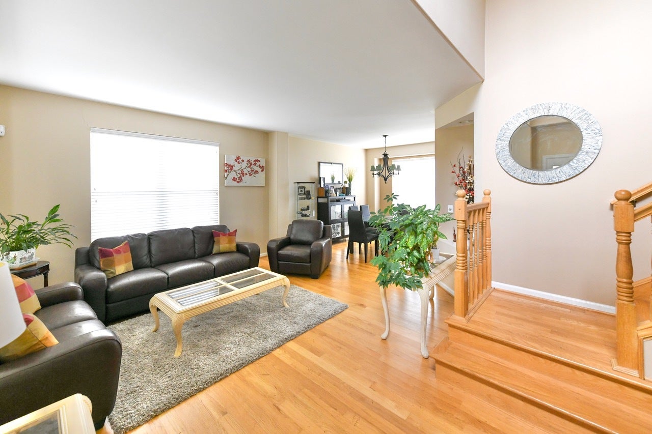 687 E Lenox Lane