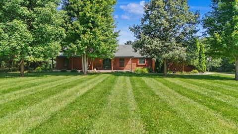 Tiny photo for 372 County Road 2700 N Road, Mahomet, IL 61853 (MLS # 12685525)