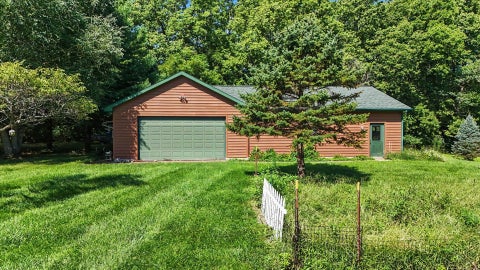 Tiny photo for 372 County Road 2700 N Road, Mahomet, IL 61853 (MLS # 12685525)