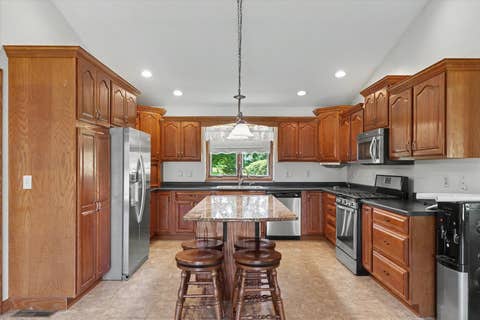 Tiny photo for 372 County Road 2700 N Road, Mahomet, IL 61853 (MLS # 12685525)