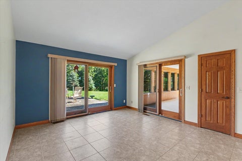 Tiny photo for 372 County Road 2700 N Road, Mahomet, IL 61853 (MLS # 12685525)