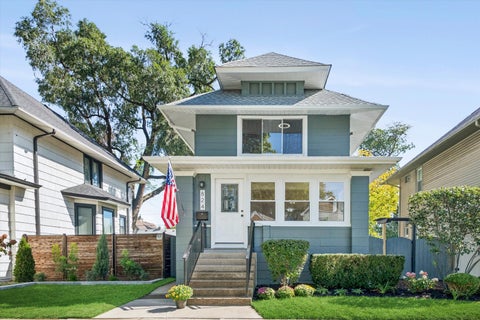 Tiny photo for 824 Lathrop Avenue, Forest Park, IL 60130 (MLS # 12768750)