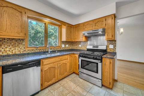 Tiny photo for 8885 Dryden Street, Woodridge, IL 60517 (MLS # 12687944)