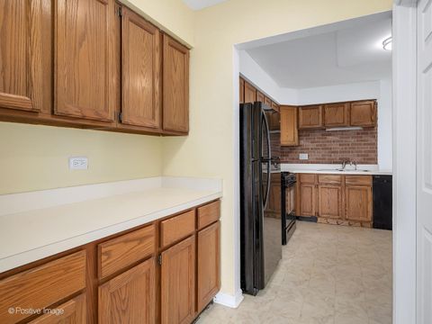 Tiny photo for 700 Bent Ridge Lane, Elgin, IL 60120 (MLS # 12610111)