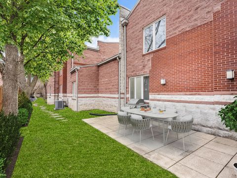 Tiny photo for 11 Manchester Lane, Elmhurst, IL 60126 (MLS # 12599311)