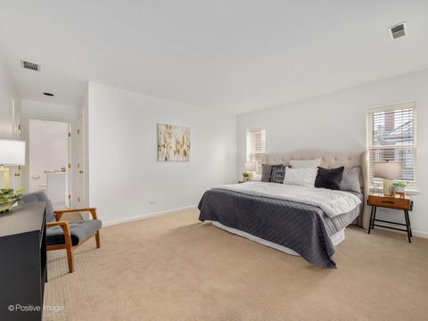 Tiny photo for 11 Manchester Lane, Elmhurst, IL 60126 (MLS # 12599311)