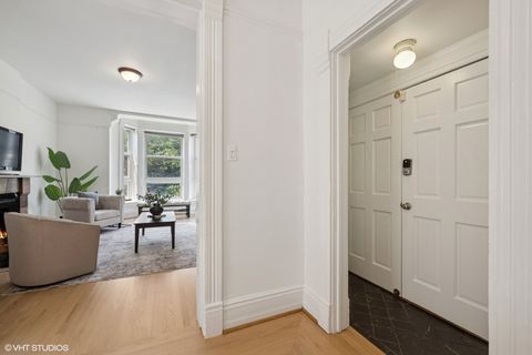 Tiny photo for 1411 N WELLS Street #3W, Chicago, IL 60610 (MLS # 12438666)
