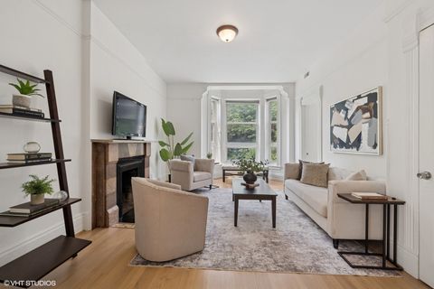 Tiny photo for 1411 N WELLS Street #3W, Chicago, IL 60610 (MLS # 12438666)