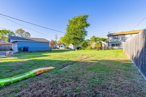 Tiny photo for 9904 S Cicero Avenue, Oak Lawn, IL 60453 (MLS # 12503964)