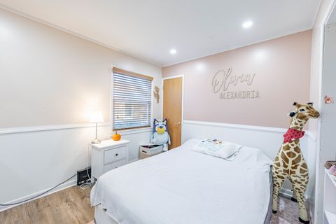 Tiny photo for 9904 S Cicero Avenue, Oak Lawn, IL 60453 (MLS # 12503964)