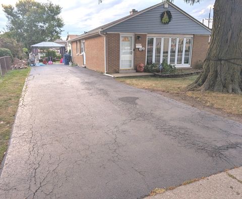 Tiny photo for 9904 S Cicero Avenue, Oak Lawn, IL 60453 (MLS # 12503964)