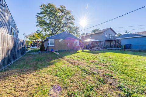 Tiny photo for 9904 S Cicero Avenue, Oak Lawn, IL 60453 (MLS # 12503964)