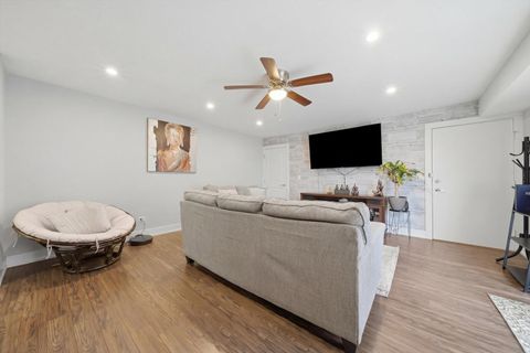 Tiny photo for 2238 N Harlem Avenue #1W, Elmwood Park, IL 60707 (MLS # 12605456)